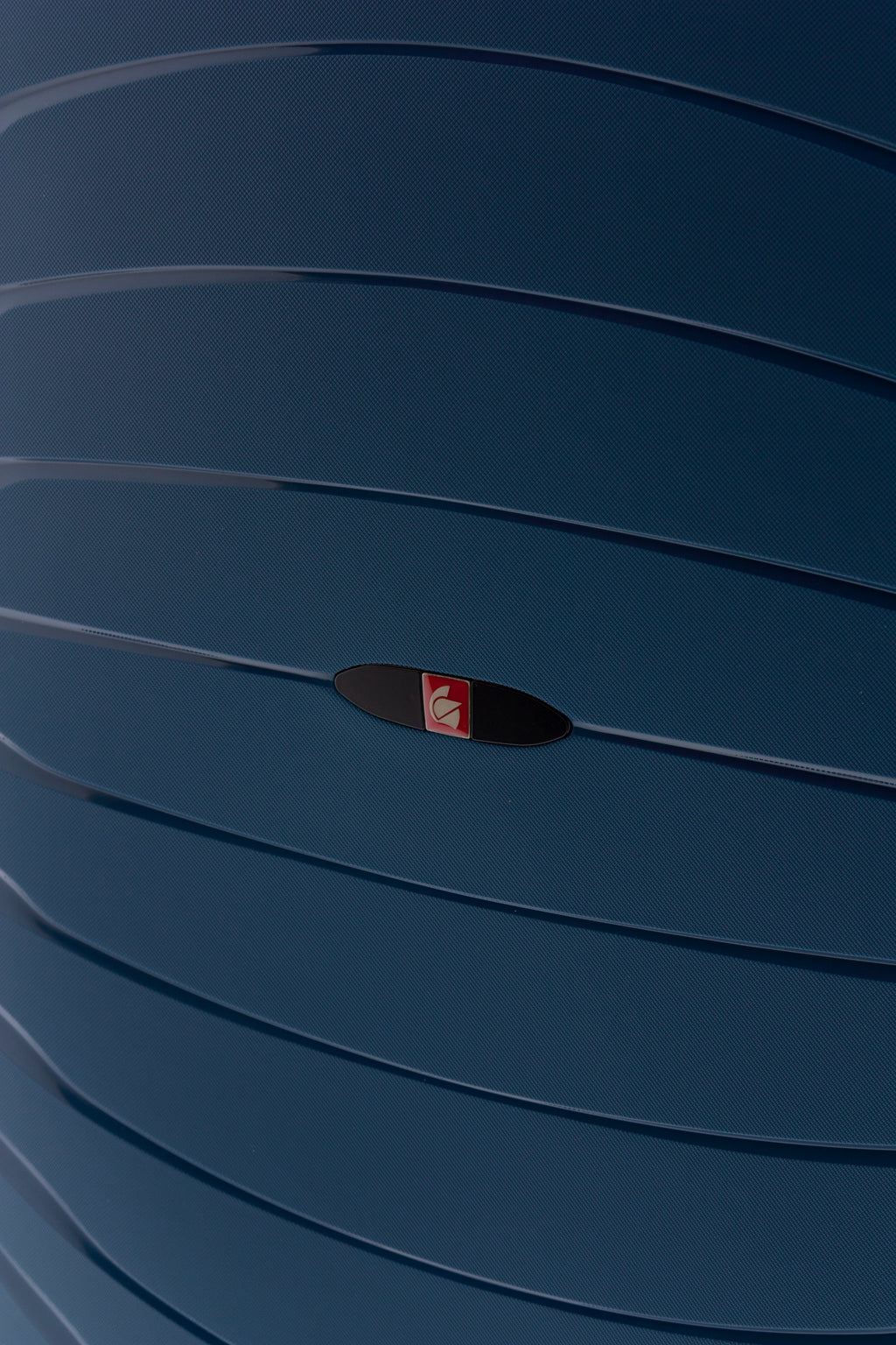 MALETA CABINA POLIPROPILENO 4 RUEDAS DOBLES KICK-OFF GLADIATOR