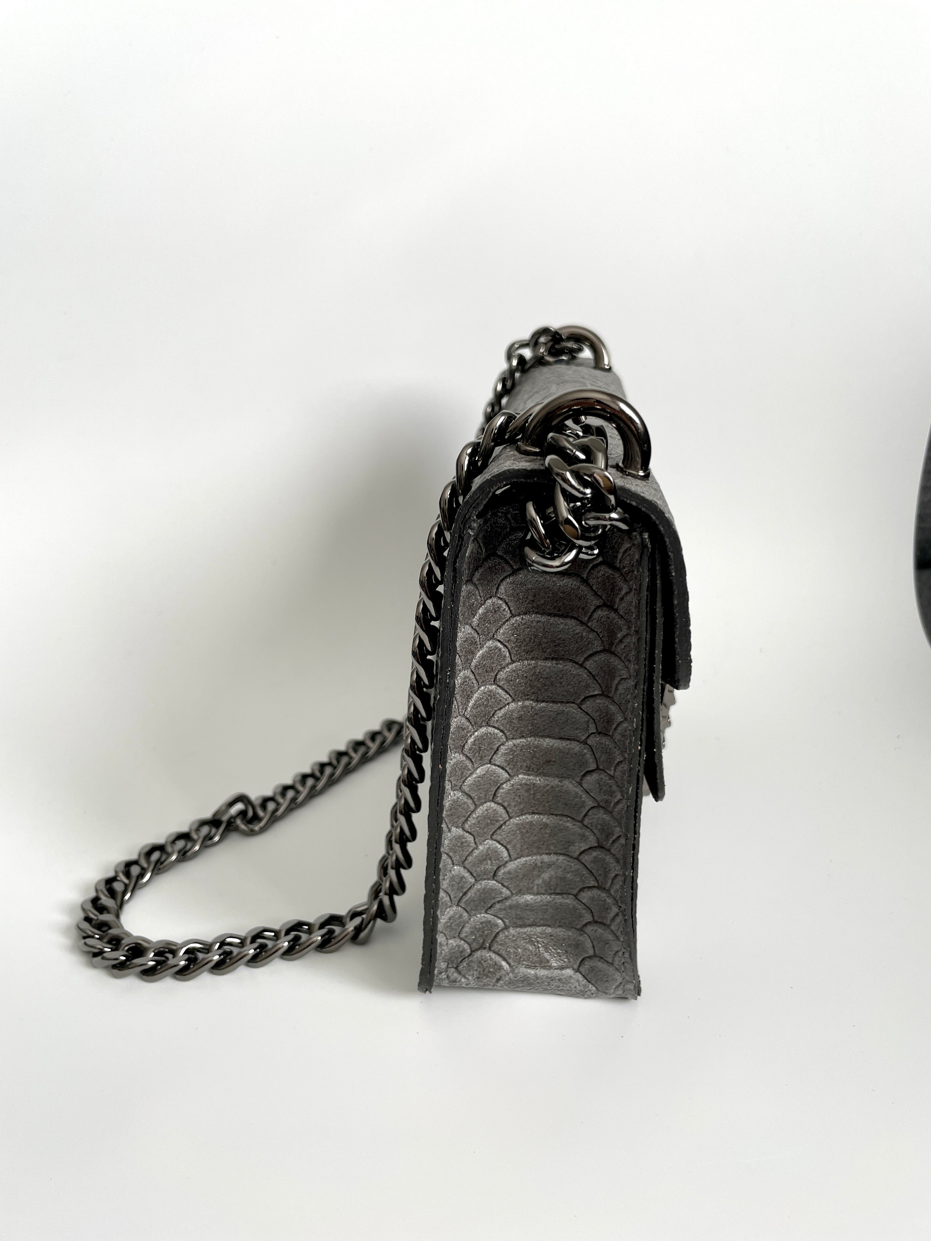 Bolso Bandolera de Piel con efecto Serpiente Gris